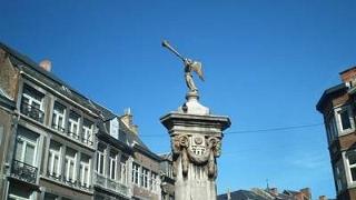 namur2002074