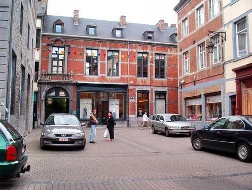 namur2003103