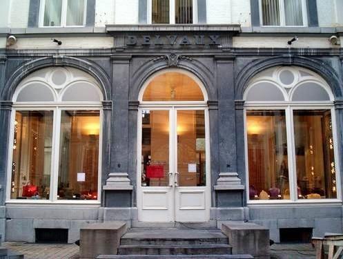 namur2003284