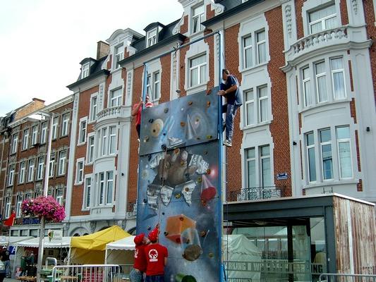 namur2004007