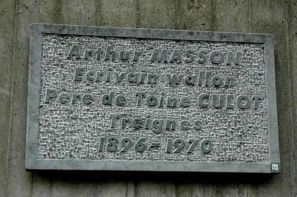 namur2004234