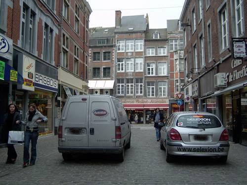 namur2004333