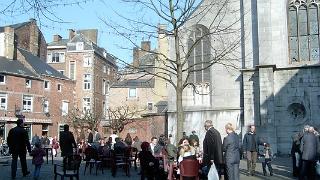 namur2004280