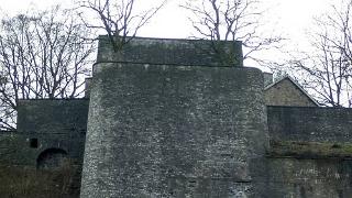 namur2004298