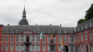 namur130806036
