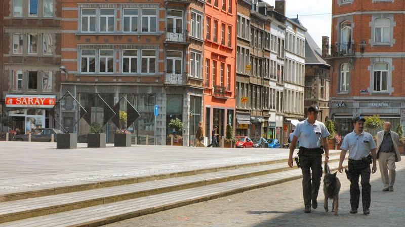 namur050807012