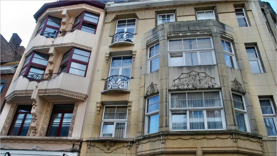 namur300809034