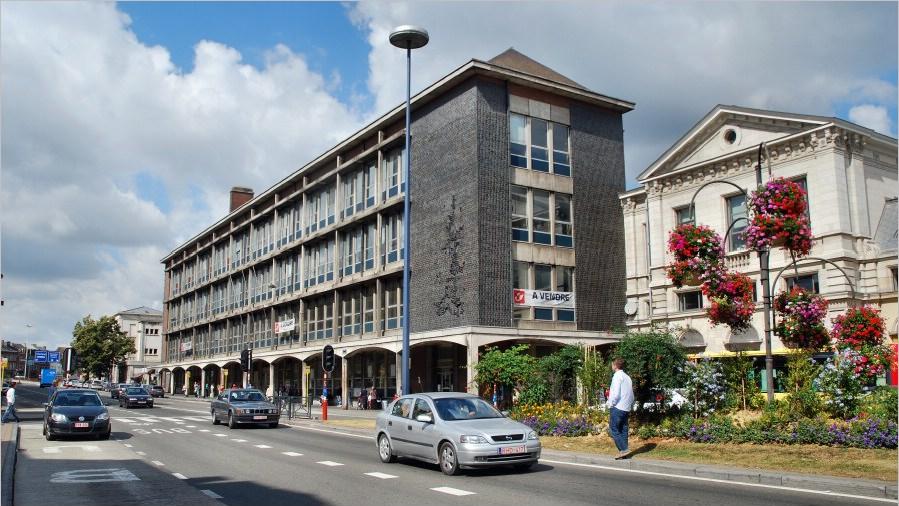 namur300809035