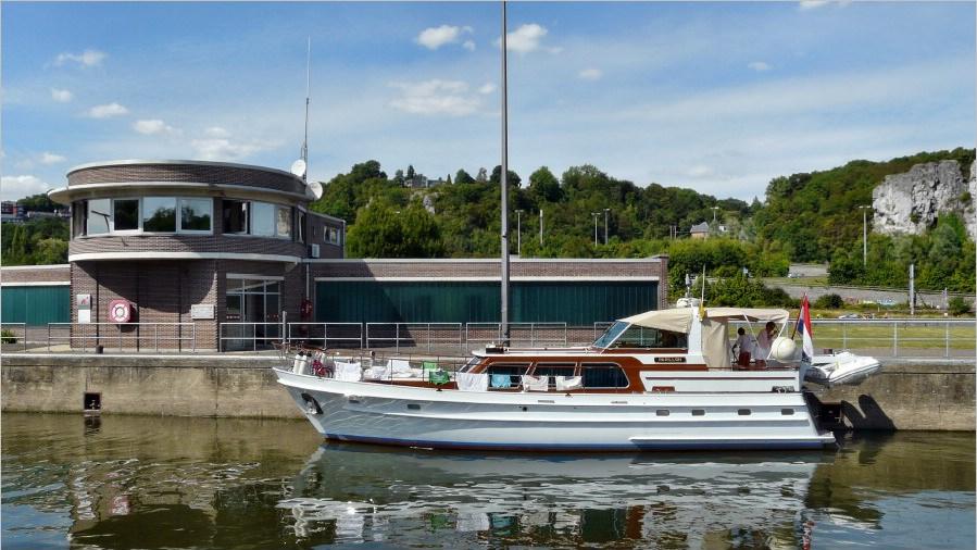 namur300809043