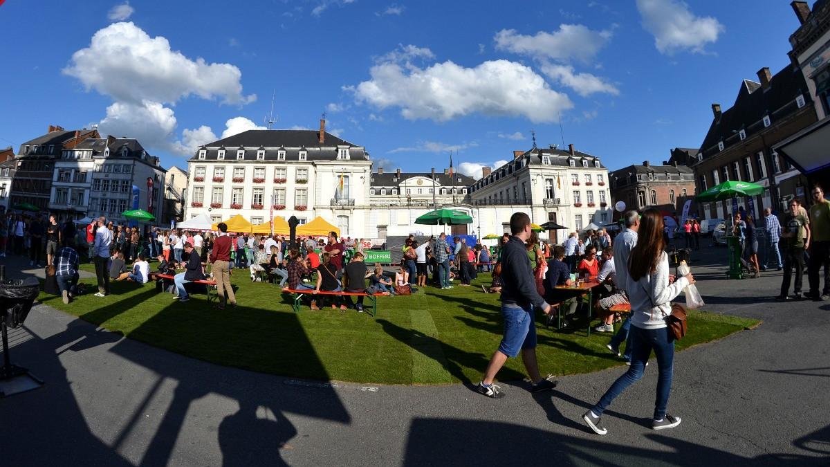 namur300815118