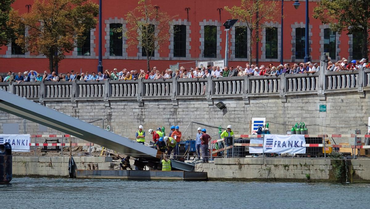 namur1208180105