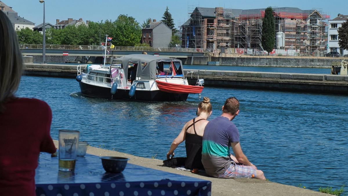 namur1208180133