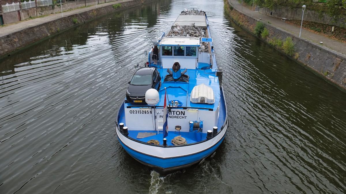 namur2608180102