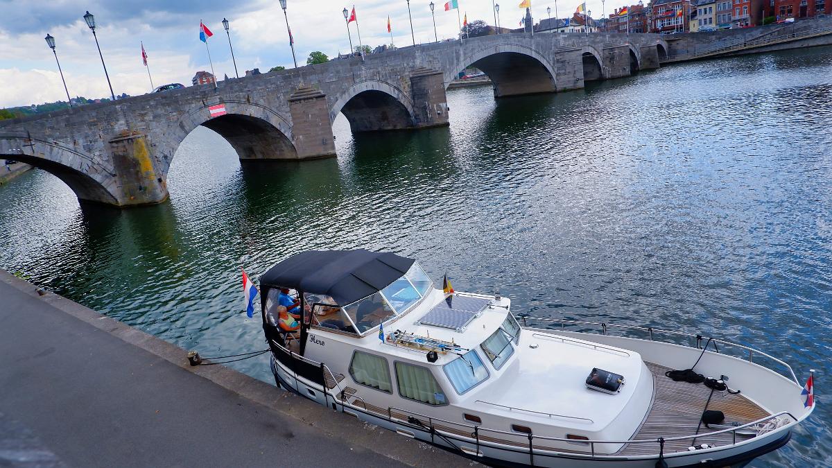 namur040819053