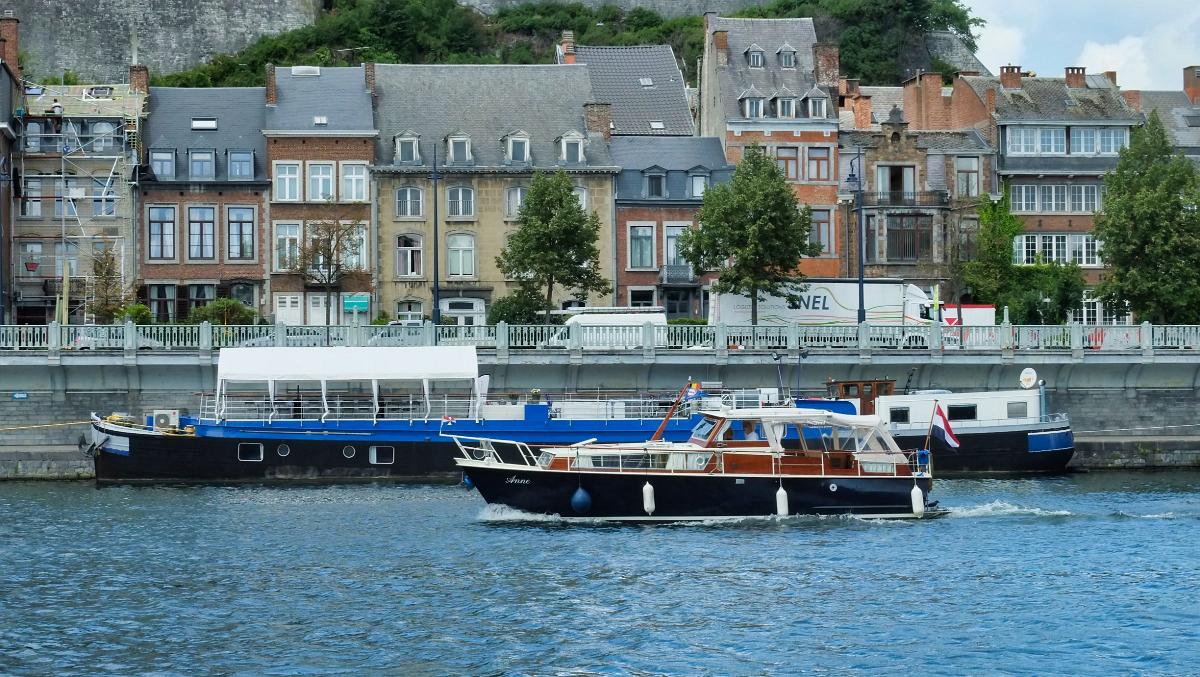 namur040819126