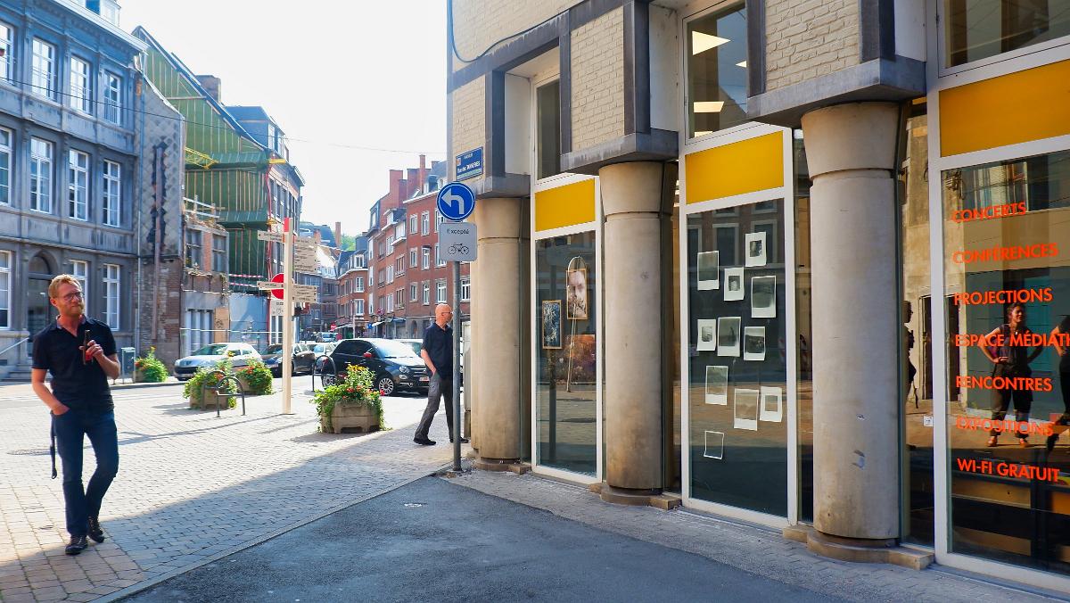 namur110819005