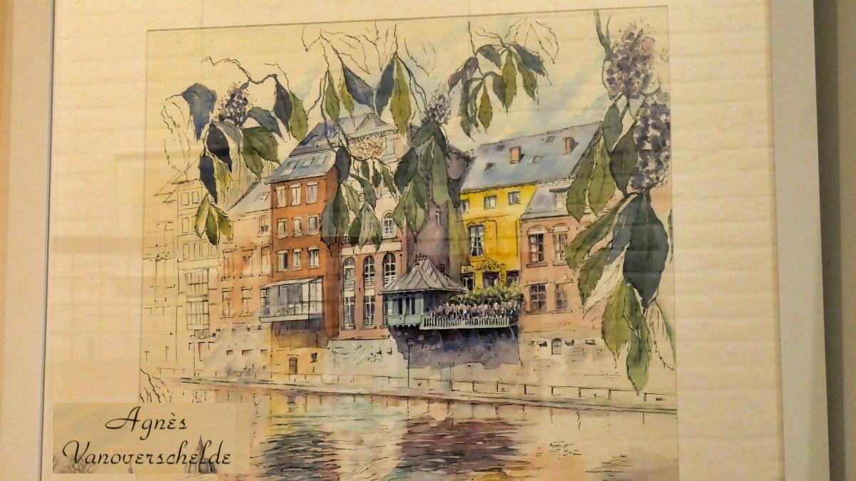 namur110819046