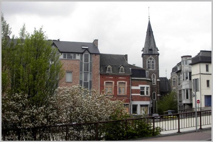 namur300406006