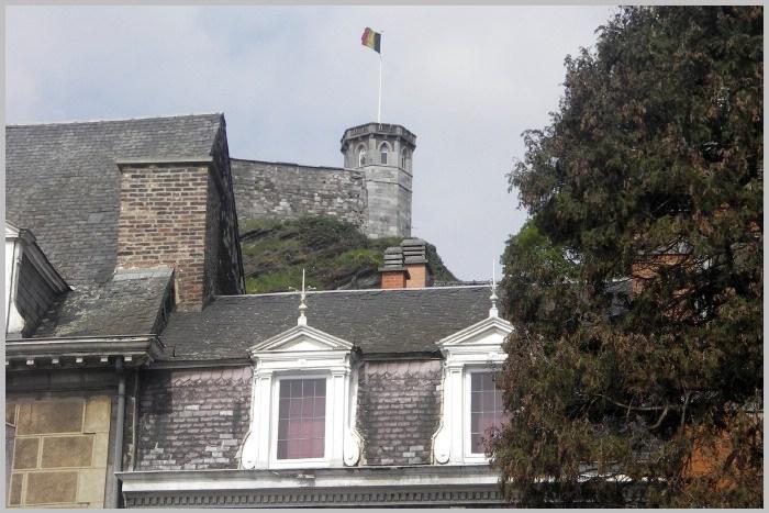 namur300406009