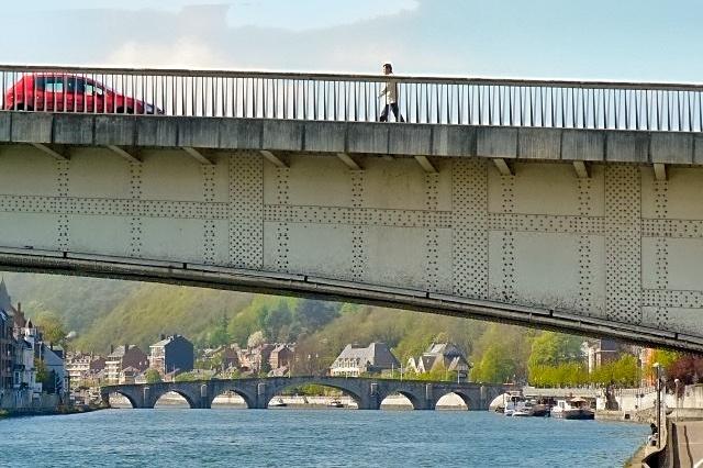 namur220407013