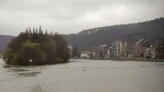 namur010407012