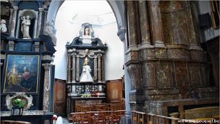 namur120409037