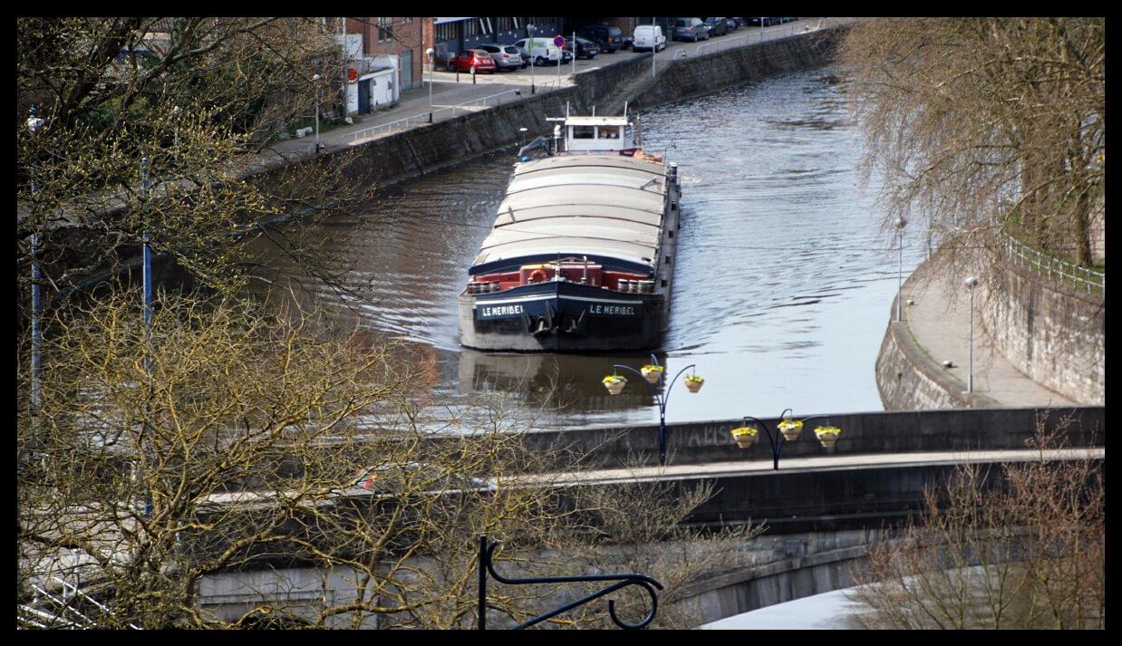 namur2004130078
