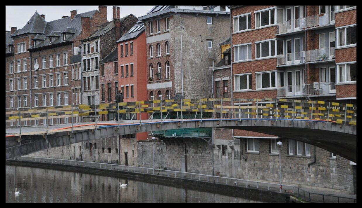 namur2004130123