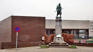 namur0704130174