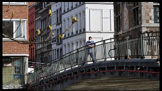 namur2004130025