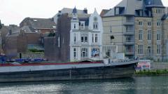 namur300417090
