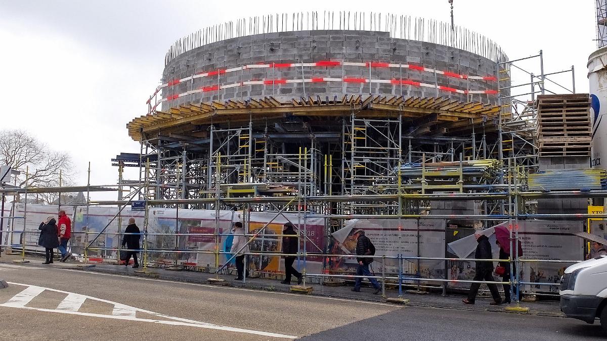 namur010418020