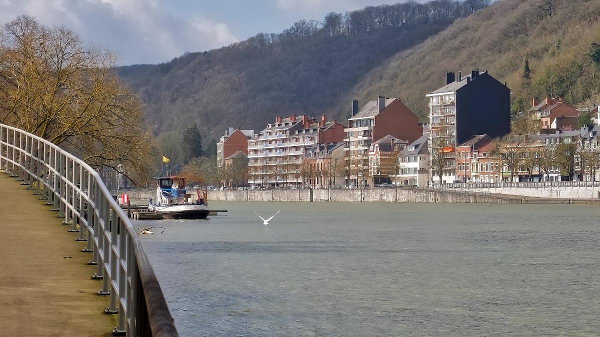 namur010418057