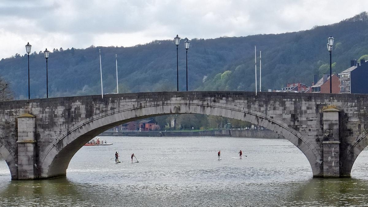 namur1504180080