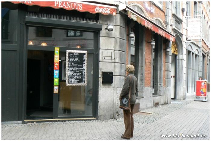 namur031206024
