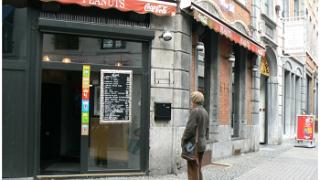 namur031206024