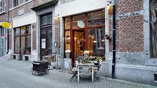 namur071208034-034
