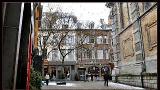 namur051210085