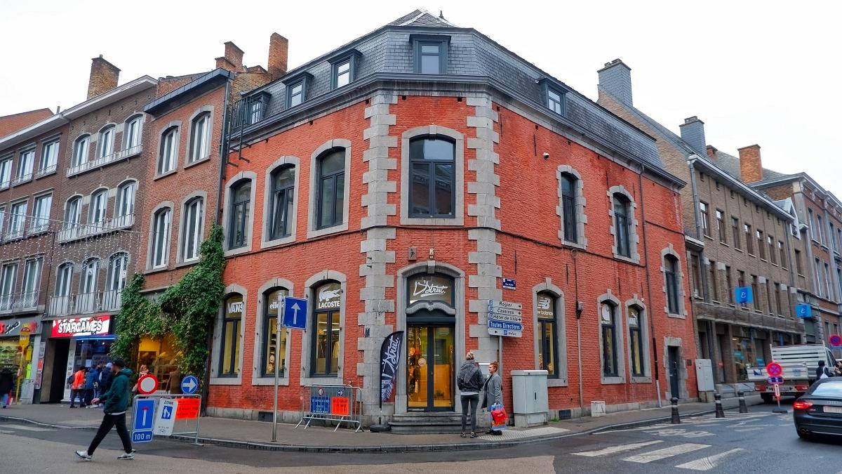 namur2312180017