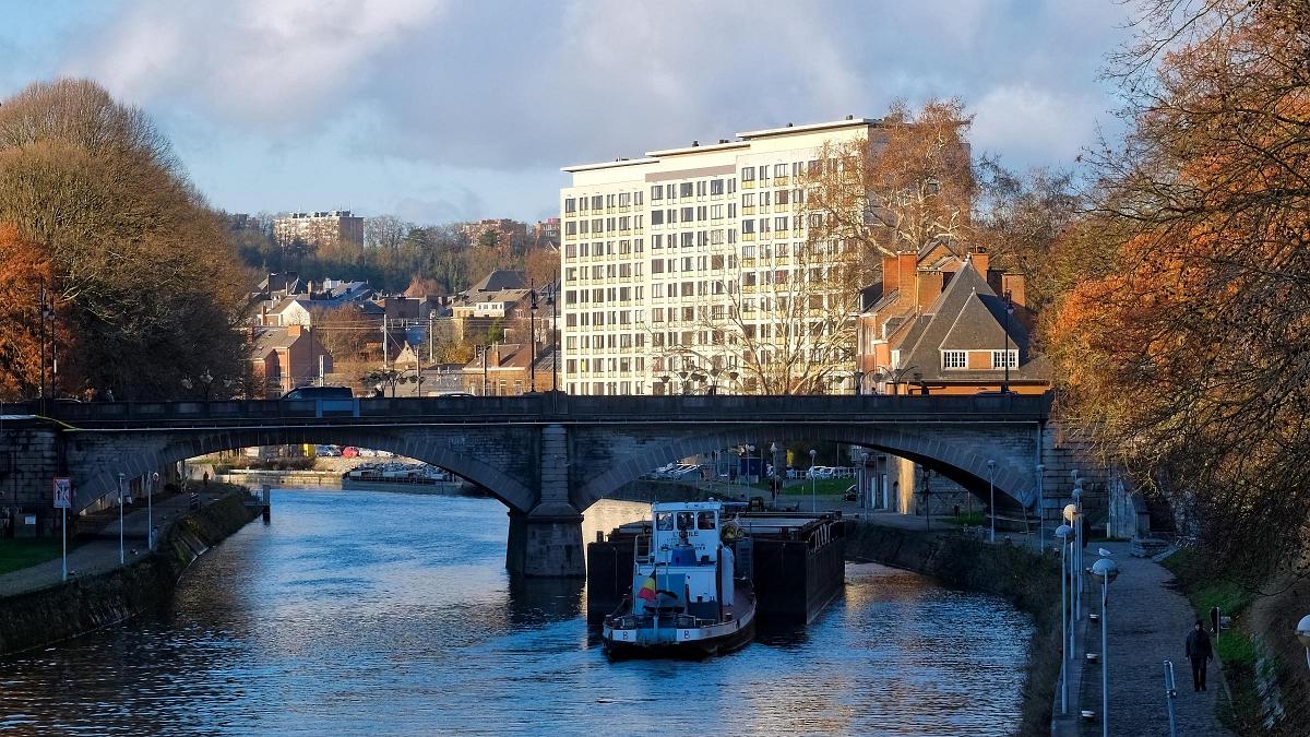 namur2312180052