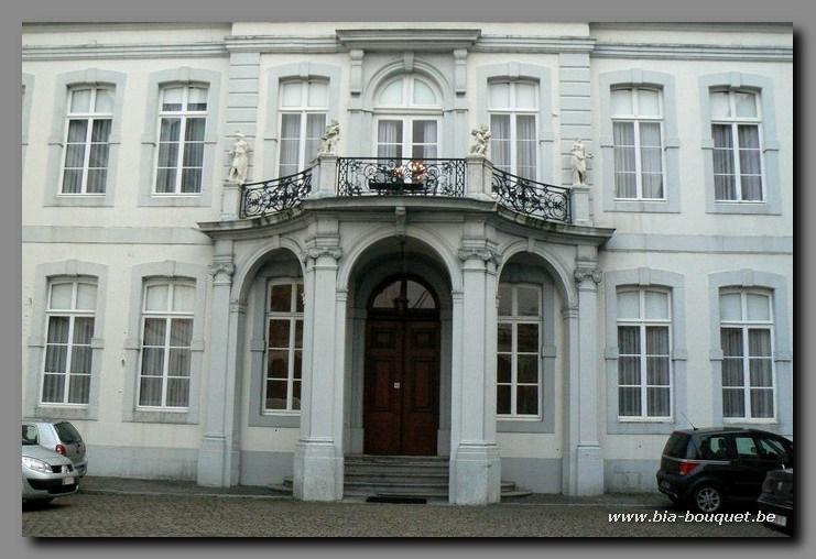 namur110207005