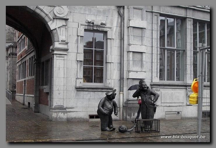 namur110207032