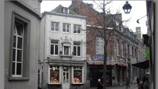 namur040207008