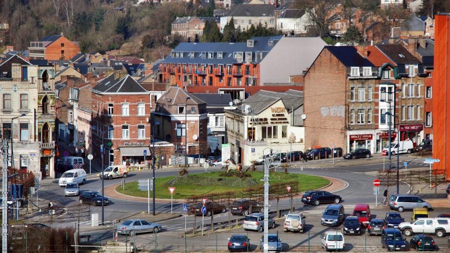 namur010209043