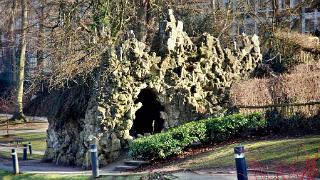 namur010209036