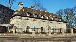 namur010209045