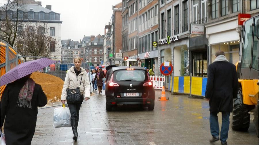 namur210210089