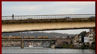 namur060211081