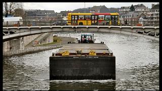 namur200211044