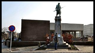 namur200211074